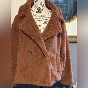 Gap NWT large brown Sherpa jacket